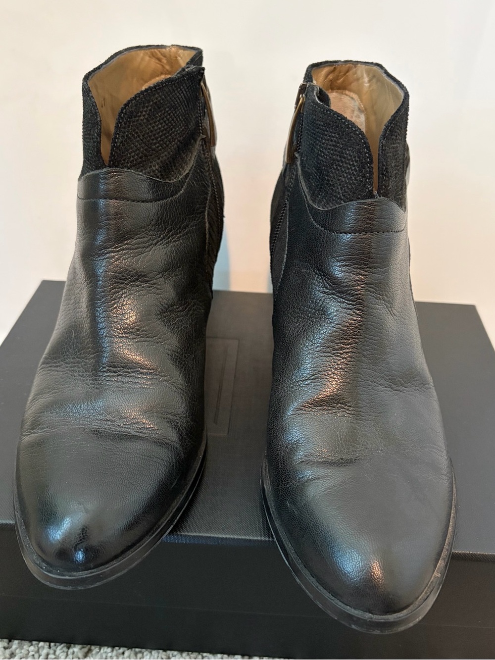 Anyi Lu Black Leather Ankle Booties